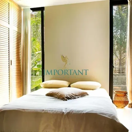 Chic Oasis By Important Group Travel Ξενοδοχείο 4*