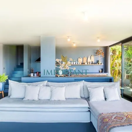 Chic Oasis By Important Group Travel מלון 4*