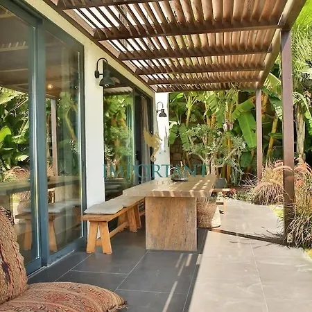 Chic Oasis By Important Group Travel בודרום